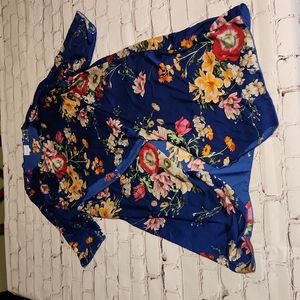 LuLaRoe medium Shirley kimono blue floral silky